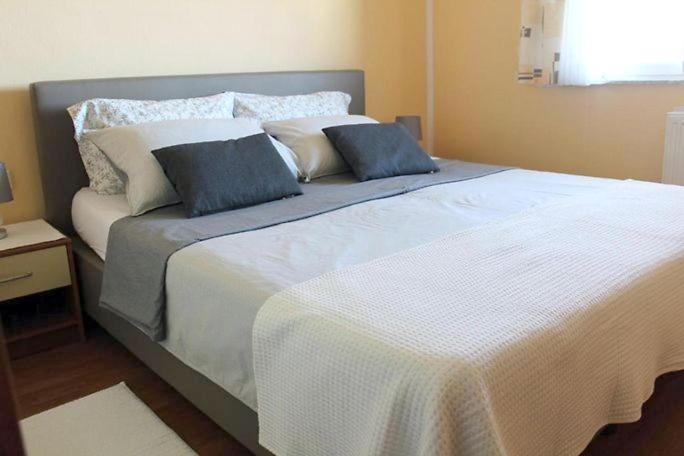 Apartments Ficur With Swimming Pool & Grill, Portorož Zewnętrze zdjęcie