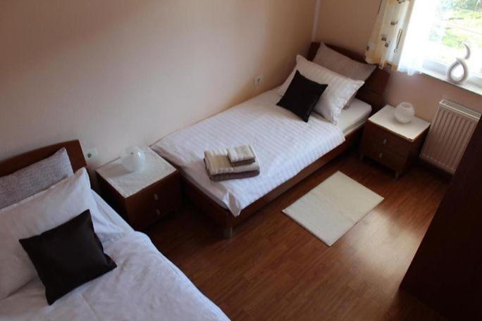 Apartments Ficur With Swimming Pool & Grill, Portorož Zewnętrze zdjęcie